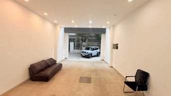 Bán nhà phân lô phố Xuân Là, Q Tây Hồ, 96m2, 6 tầng, MT 5m, thang máy