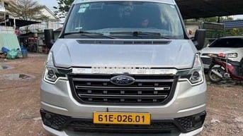 Ford Transit 2023 Đầy Đủ Phụ Kiện Mua Về Chỉ Chạy