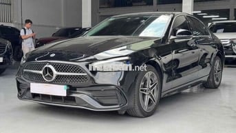 Mercedes Benz C Class 2022 C300 AMG - 8000 km