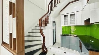 KIM MÃ  – 5 TẦNG MỚI ĐẸP, Ở NGAY – NGÕ THOÁNG