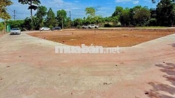 Đất nền kiệt ô tô tránh nhau Huyền Trân công chúa gần làng hương