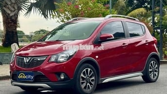 VinFast Fadil Plus 2022 - Màu đỏ - 2vkm