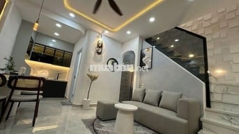 Chính chů cân bán nhà xô viêt nghê tinh