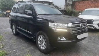 CÔNG TY CẦN THANH LÝ xe Toyota Land Cruiser, sản xuất 2019