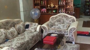 Cần bán nhà kiểu villa, khu dan trí cao, giá 25 tỷ