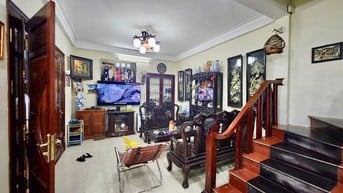NHÀ ĐẸP PHỐ TÂY SƠN ĐỐNG ĐA - 50M² x 5 TẦNG –MT; 5M ,11.5 Tỷ ) 