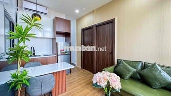 Cho Thuê Căn 2PN Có Cửa Sổ Trời Đầy Đủ Nội Thất Ngay Trung Tâm Quận 3