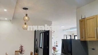 Cho thuê chung cư Sơn Thịnh 1 căn góc 3PN full nội thất 135m2