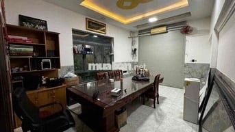 MẶT TIỀN ĐƯỜNG LÀM VĂN PHÒNG CTY GẦN HOÀNG DIỆU 2 THỦ ĐỨC