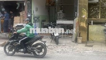 Sang nhượng mặt bằng quán cơm 60tr + 1 tháng cọc + 1 tháng tiền nhà