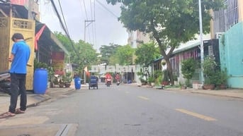 Nhà 4 tầng, 51M2 (CNĐ) đường 8M, sổ hồng chính chủ, công chứng ngay