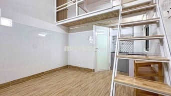 Phòng MỚI XÂY - THANG MÁY - AN NINH - Ngay ĐẦM SEN - Đại học VĂN HIẾN