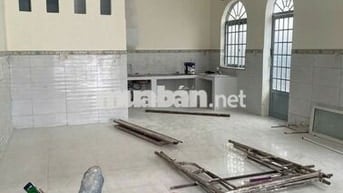 Hot! Cho thuê nguyên căn mặt tiện, DT: 5*17 nhà 1 lầu. Q. Tân Phú