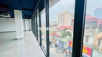 Chính chủ cho thuê toà văn phòng tại Ô chợ Dừa 270m2 giá 46t mới keng