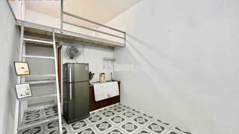 DUPLEX GÁC CAO GẦN BAN CÔNG THOÁNG RỘNG ĐẦY ĐỦ TIỆN NGHI