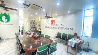 Bán nhà mặt phố Minh Khai vỉa hè mênh mông, DT 55m2, 6t, mt 6m. 
