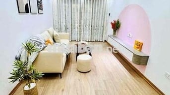 Bán nhà T1 TT Phương Mai , ôtô đỗ  cổng, full nội thất ,KD đỉnh, 55m2