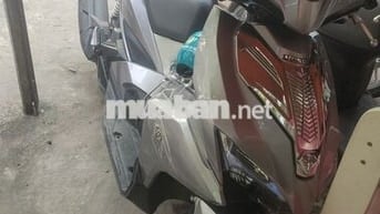 Xe đang sử dụng cần bán. Màu dặt biệt