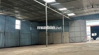 Cho thuê kho xưởng Quận 7 , DT 900m2 đường Hoàng Quốc Việt xe cont