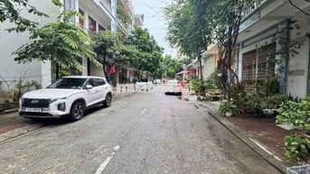 BÁN NHÀ GIA LÂM-CĂN HỘ ĐẶNG XÁ-2 THANG MÁY–DIỆN TÍCH ĐẸP- GIÁ SIÊU NHẸ