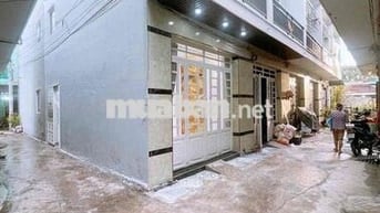 Nhà dsh 1trệt 1 lầu khu phố thanh hà cần giuộc long an