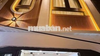 Nhà nhỏ BTCT Quận 3 - Cách Mạng Tháng 8 - Gần công viên Thỏ Trắng