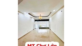 Nhà mặt tiền kinh doanh Chợ Lớn – 4x21m – chỉ 23tr/tháng, có hầm!