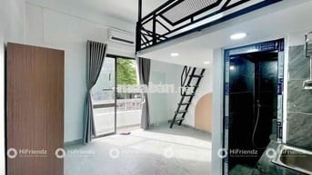 KHAI TRƯƠNG PHÒNG GÁC BAN CÔNG CỬA SỔ THOÁNG NGAY TRUNG TÂM PN GIÁP Q1