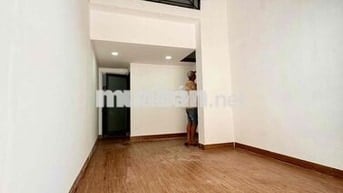 MẶT BẰNG KINH DOANH CÓ CHỖ Ở LẠI, MẶT TIỀN NGUYỄN ĐÌNH CHÍNH