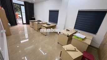 Cho thuê mặt bằng sạch đẹp, lối đi riêng gần Sân Vận Động Hoà Xuân