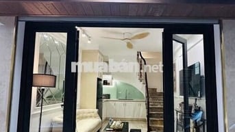 NguyễnViết Xuân 36mx4 Nhà đẹp này,nyc có quaylại cũng không cho ở nhờ.