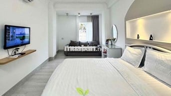 CĂN HỘ 2 PHÒNG NGỦ ĐẲNG CẤP NGAY TRUNG TÂM QUẬN 1