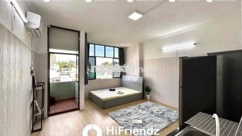 Trống Lại Siêu Phẩm Studio Ban Công Cửa Sổ Trời Full Nội Thất Giáp Q10