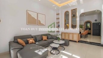 Nhà đẹp gần biển Mỹ Khê – khu An Thượng 4PN hiện đại
