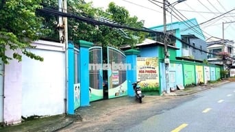 Nhà góc 1 MT, 44m2(4x11m), 2 tầng BT, 2PN, HC, HXH, thoáng sáng!