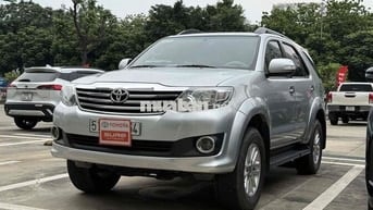 Toyota Fortuner 2014 - Máy Xăng - 1 Cầu - Tại Hãng