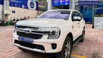 EVEREST TITAN 4x2 sx2023 bảo hành hãng Ford 2028