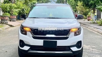 Kia Seltos Luxury 1.4 AT 2023 - 25999 km