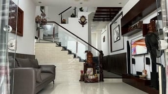 BÁN CĂN GẦN TRƯỜNG DH KINH TẾ QUẬN 10 ĐƯỜNG 5M TÔ HIẾN THÀNH GIÁ TỐT