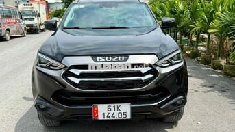 Isuzu Mu X 2022 - bản Pre 4x4 odo 9000km