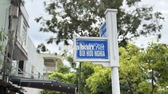 Bán đất tặng nhà Bùi Hữu Nghĩa, Sơn Trà