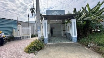 BÁN GẤP NHÀ 1 TỶ 200 - MẶT TIỀN KINH DOANH