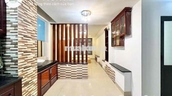 CHO THUÊ PHÒNG TÁCH BẾP ĐẦY ĐỦ NỘI THẤT GẦN CHỢ THẠCH ĐÀ