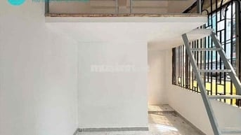 CHO THUÊ PHÒNG MỚI - CỬA SỔ TRỜI - TIỆN NGHI - NẰM NGAY TRUNG TÂM B.TH