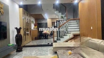 nhà 3 tầng 3 mê full nội thất Nt Phùng chí kiên chỉ 7ty1