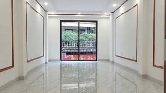 Bán Nhanh Khúc Thừa Dụ, Thang máy, 49M, 7 Tầng, 4,1m Mt, giá 18,9 tỷ 