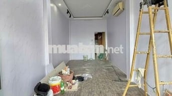 Mặt bằng trệt lầu 2PN góc đường Hoàng Văn Thụ giá 10 triệu