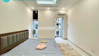 PHÒNG BAN CÔNG MÁY GIẶT RIÊNG NGÃ TƯ BẢY HIỀN
