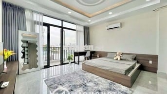 Căn hộ full nội thất ban công thoáng mát Dương Bá Trạc Quận 8