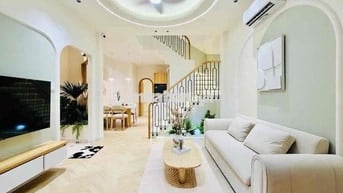Bán nhà Lê Hoàng Phái,59m2, 2 Tầng, 3PN,có sân để xe rộng, nhà mới, TL